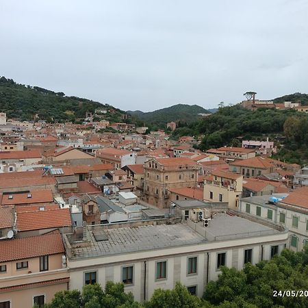 Отель Vico Nobilioni Иглесиас Экстерьер фото